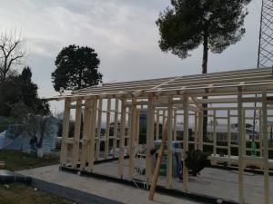 BiHolz casa in legno prefabbricata esterno in legno grezzo