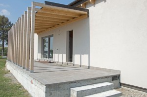 BiHolz casa in legno prefabbricata esterno con portico